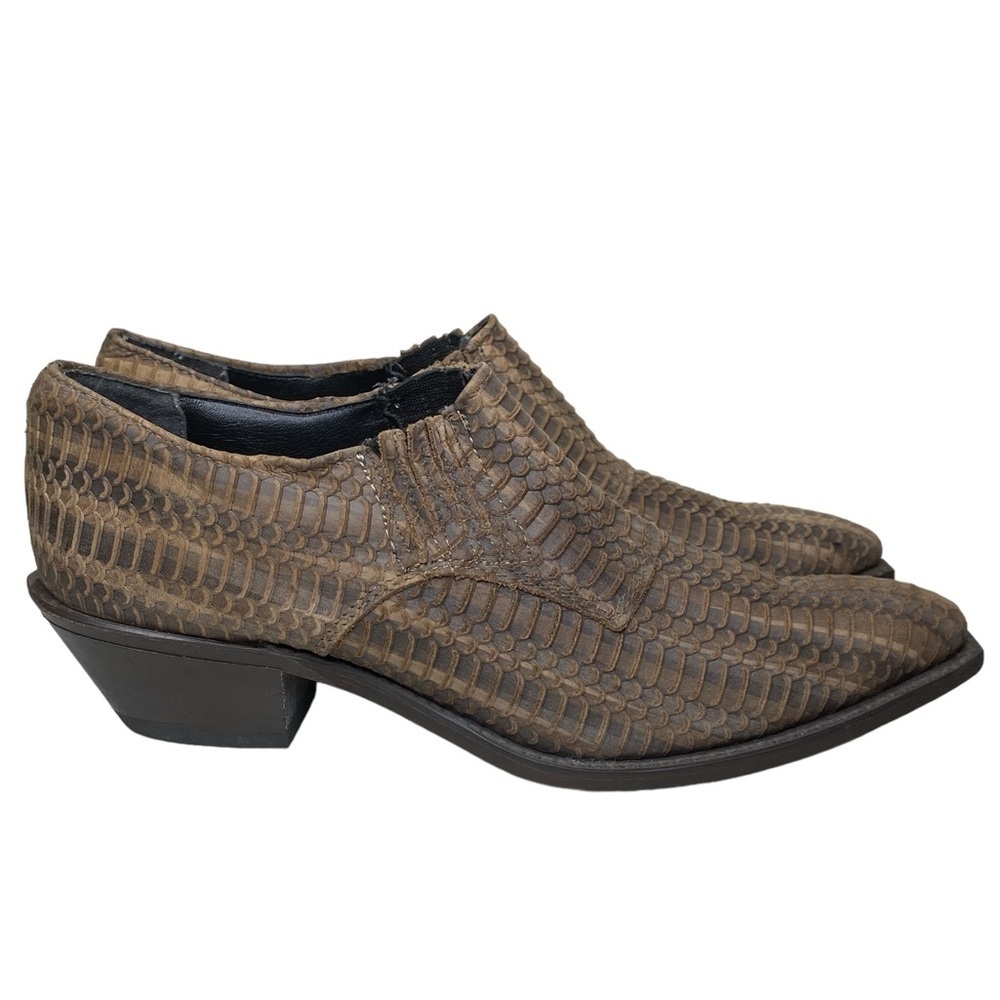 Code West Snakeskin Embossed Leather Snip Toe Ankle Boot Women’s Size 8.5